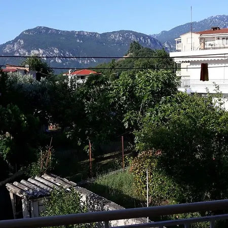 Johnny & Helena's House *