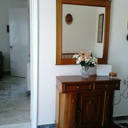Tatil Evi Johnny & Helena's House *